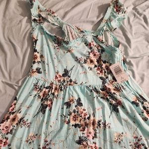 NWT TORRID sleeveless flutter tank